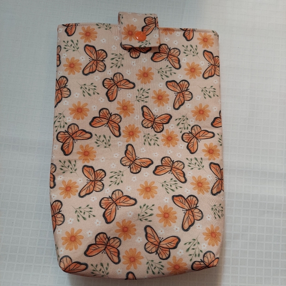 Butterflies book sleeve - Picture 3 of 3